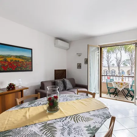 Apartment Sorridi Al *